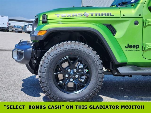 new 2025 Jeep Gladiator car, priced at $42,435