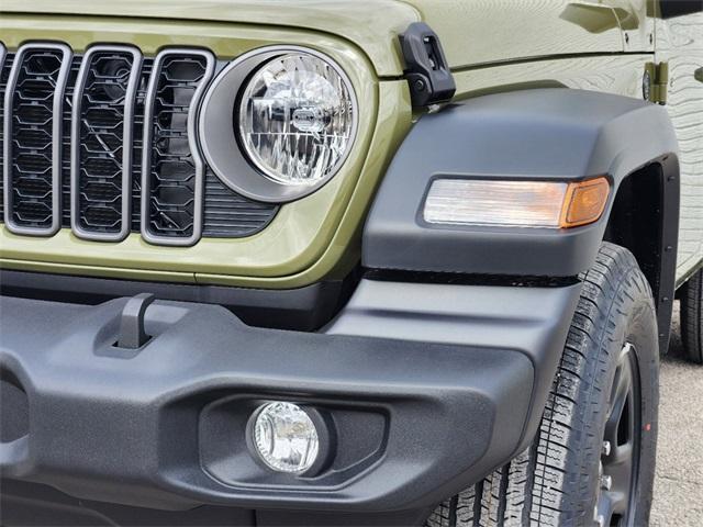 new 2025 Jeep Wrangler car, priced at $40,980