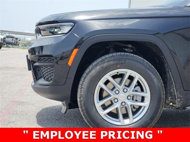 new 2025 Jeep Grand Cherokee car, priced at $38,022
