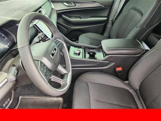 new 2025 Jeep Grand Cherokee car, priced at $38,022