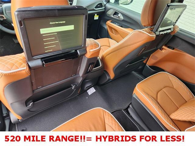 new 2025 Chrysler Pacifica Hybrid car, priced at $54,291