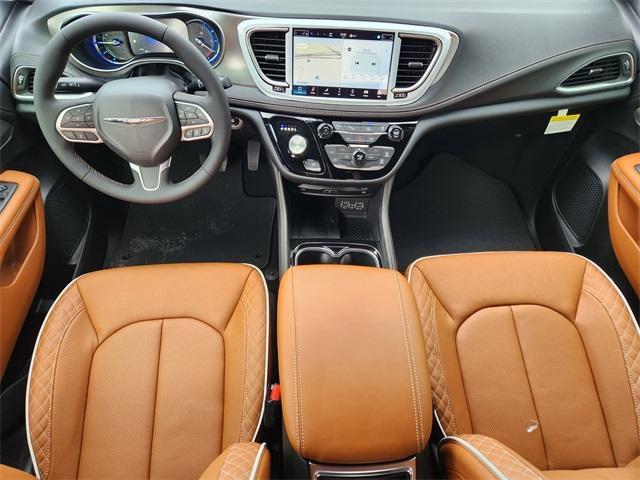 new 2025 Chrysler Pacifica Hybrid car, priced at $54,291