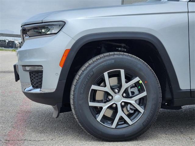 new 2024 Jeep Grand Cherokee L car, priced at $43,085