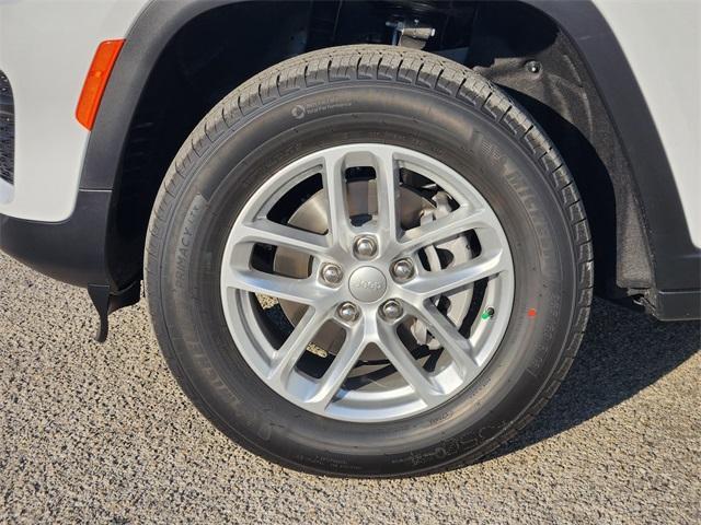new 2025 Jeep Grand Cherokee car, priced at $34,280