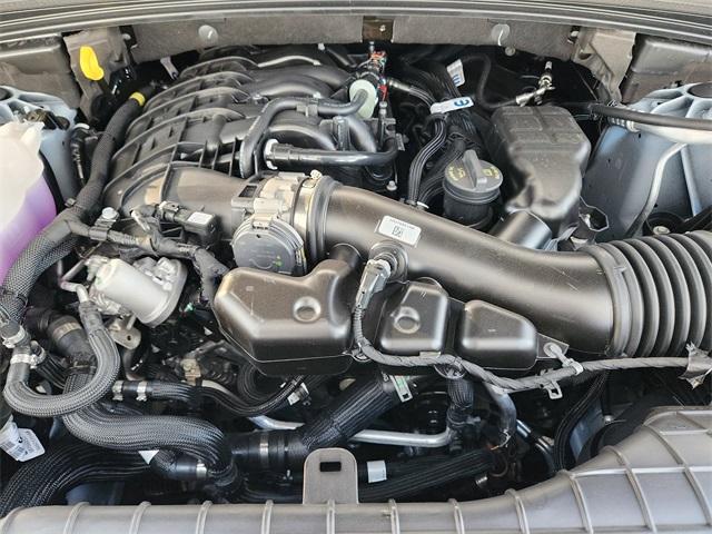 new 2025 Jeep Grand Cherokee car, priced at $34,280