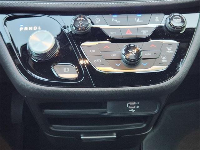 new 2026 Chrysler Pacifica car, priced at $40,560