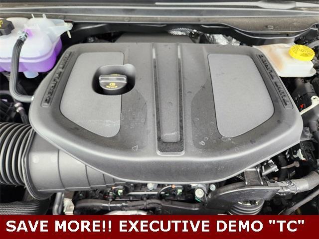 new 2025 Ram 1500 car, priced at $67,660