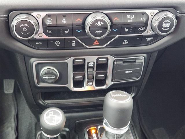 new 2025 Jeep Gladiator car, priced at $40,897