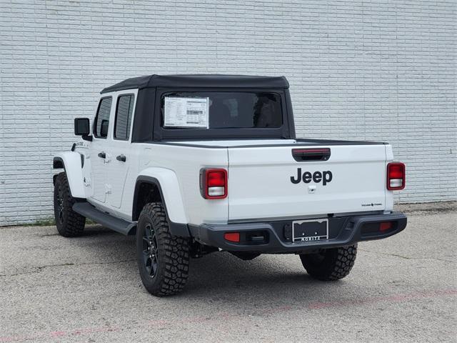 new 2025 Jeep Gladiator car, priced at $40,897