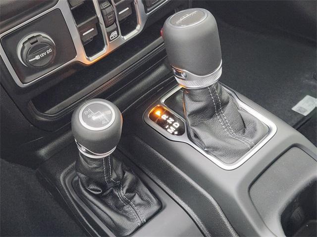 new 2025 Jeep Gladiator car, priced at $44,569