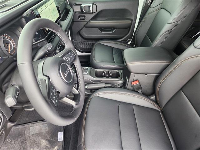 new 2025 Jeep Gladiator car, priced at $40,897