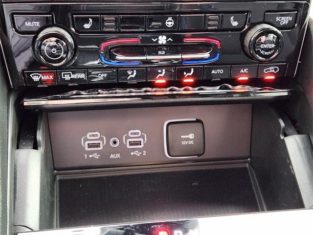 new 2025 Jeep Grand Cherokee car, priced at $38,670