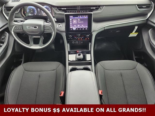 new 2025 Jeep Grand Cherokee car, priced at $38,270