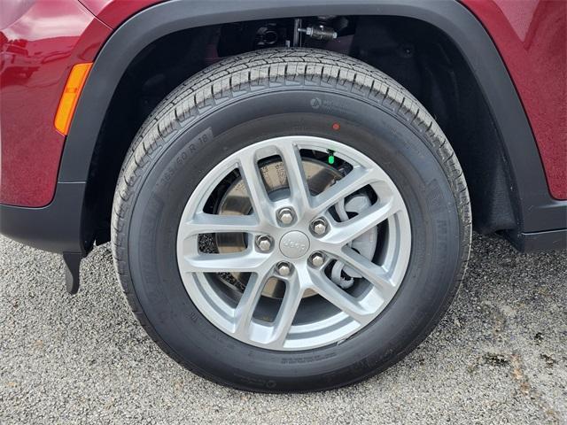 new 2025 Jeep Grand Cherokee car, priced at $38,670