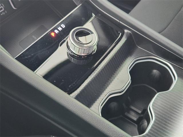 new 2025 Jeep Grand Cherokee car, priced at $38,670