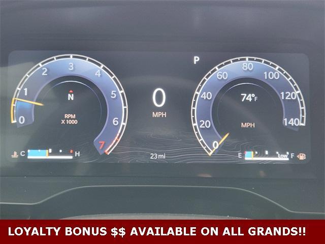 new 2025 Jeep Grand Cherokee car, priced at $38,270