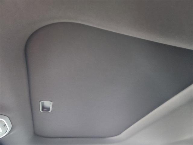 new 2025 Jeep Grand Cherokee car, priced at $38,670