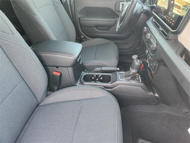 new 2026 Jeep Wrangler car, priced at $38,725