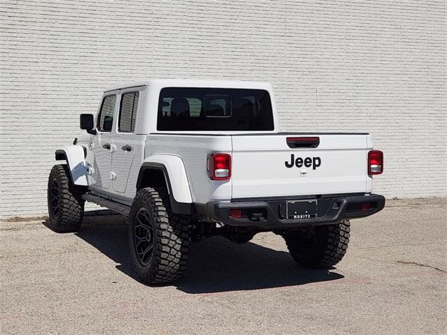 new 2025 Jeep Gladiator car, priced at $53,153