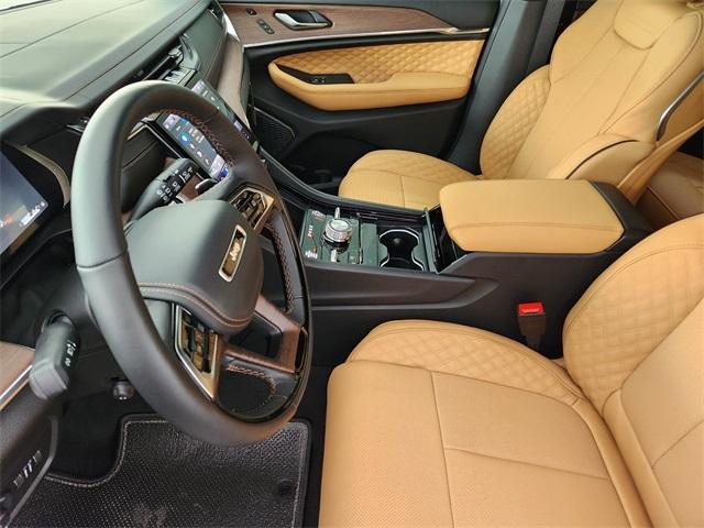 new 2025 Jeep Grand Cherokee car, priced at $53,180
