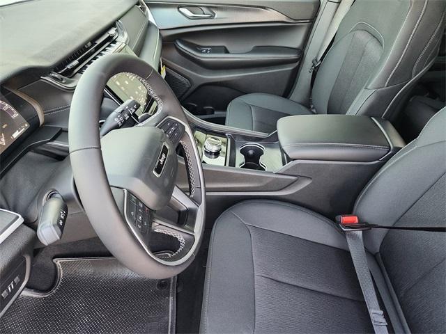 new 2025 Jeep Grand Cherokee car, priced at $34,875