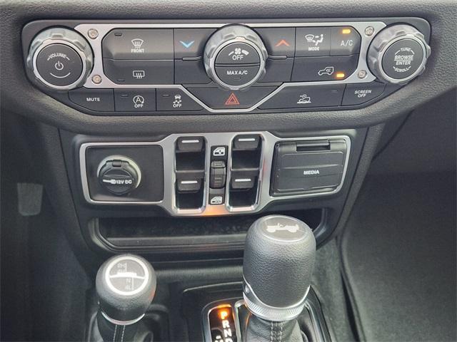 new 2026 Jeep Wrangler car, priced at $38,725