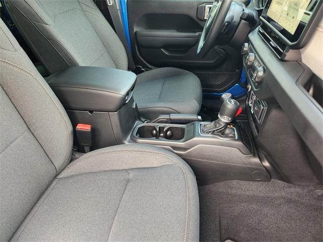 new 2026 Jeep Wrangler car, priced at $38,725