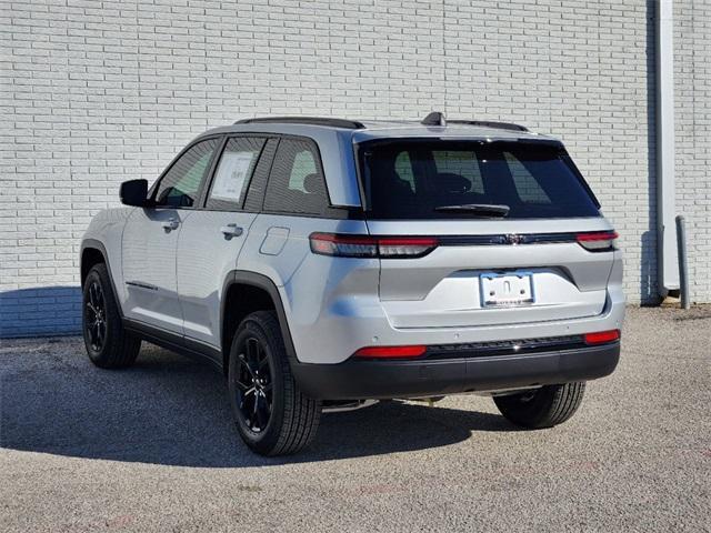 new 2025 Jeep Grand Cherokee car, priced at $38,755