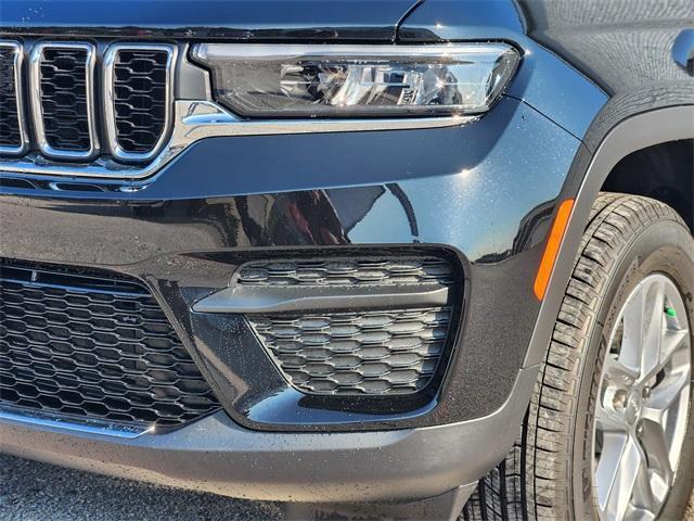 new 2025 Jeep Grand Cherokee car, priced at $36,875