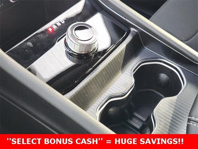 new 2025 Jeep Grand Cherokee car, priced at $36,875