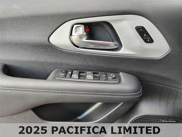 new 2025 Chrysler Pacifica car, priced at $49,865