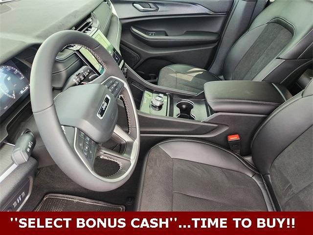 new 2025 Jeep Grand Cherokee car, priced at $38,480