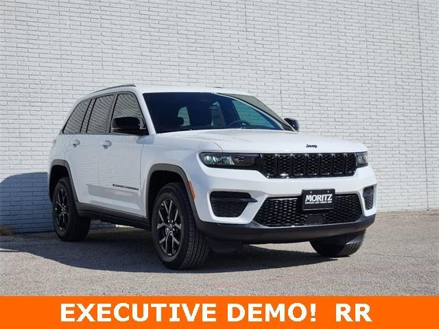 new 2025 Jeep Grand Cherokee car, priced at $40,305