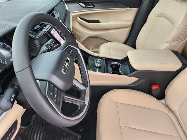 new 2025 Jeep Grand Cherokee L car, priced at $47,990