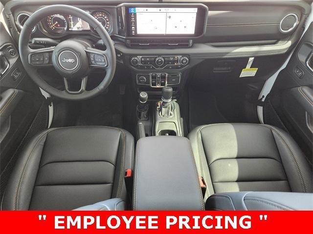 new 2025 Jeep Gladiator car, priced at $41,294