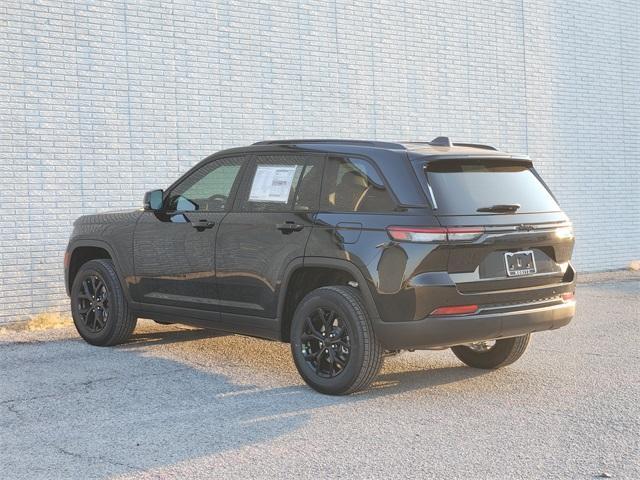 new 2025 Jeep Grand Cherokee car, priced at $38,480