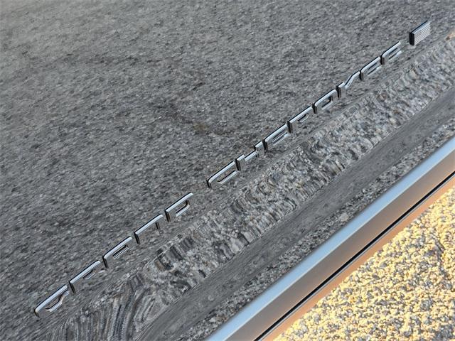 new 2025 Jeep Grand Cherokee car, priced at $38,480