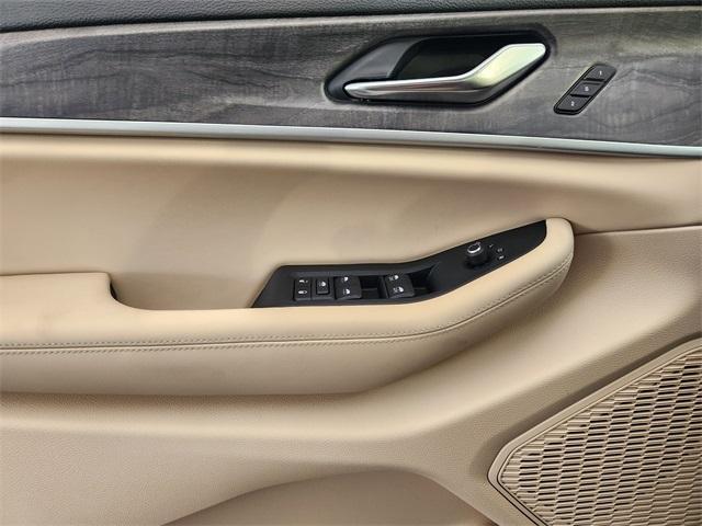 new 2025 Jeep Grand Cherokee L car, priced at $39,397