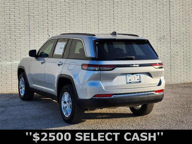 new 2025 Jeep Grand Cherokee car, priced at $32,053