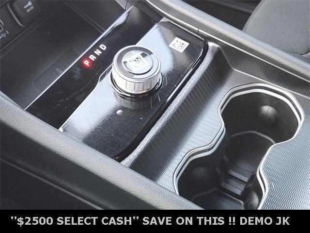 new 2025 Jeep Grand Cherokee car, priced at $32,053