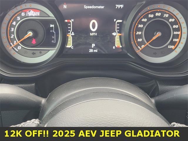 new 2025 Jeep Gladiator car, priced at $78,424