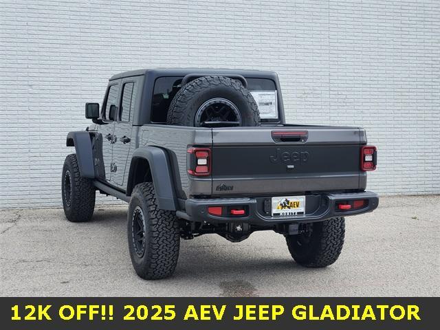 new 2025 Jeep Gladiator car, priced at $78,424