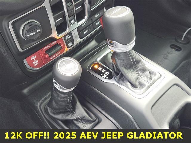 new 2025 Jeep Gladiator car, priced at $78,424