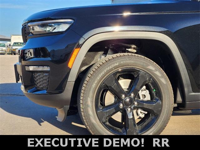 new 2024 Jeep Grand Cherokee L car, priced at $45,480