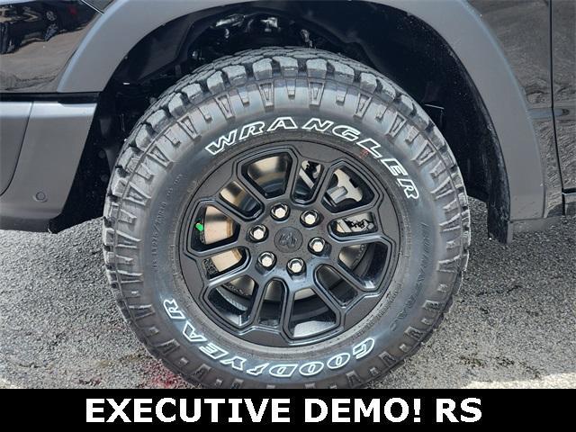 new 2025 Ram 1500 car, priced at $62,634