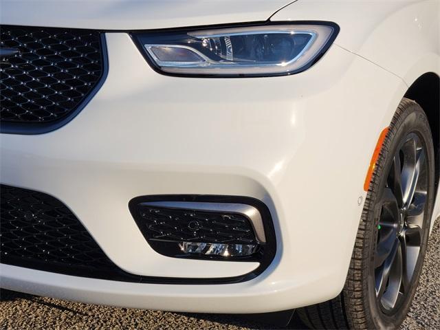 new 2026 Chrysler Pacifica car, priced at $44,135