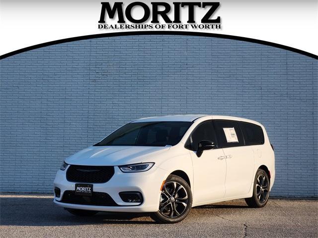 new 2026 Chrysler Pacifica car, priced at $44,135