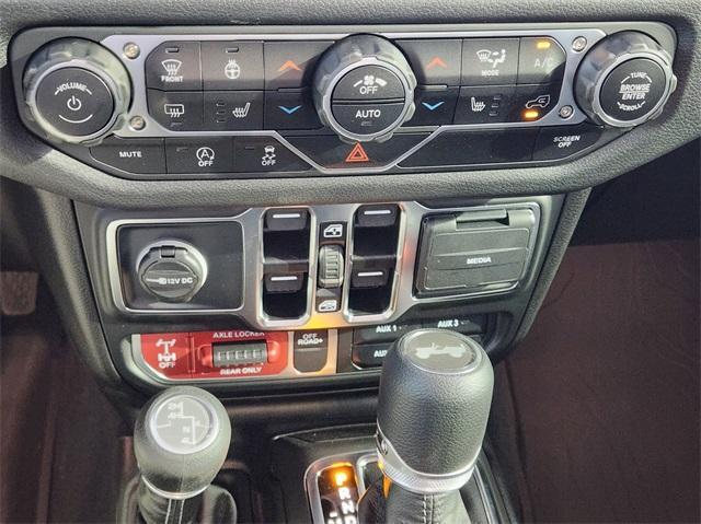 new 2025 Jeep Wrangler car, priced at $48,320