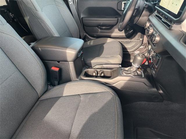 new 2025 Jeep Wrangler car, priced at $48,320