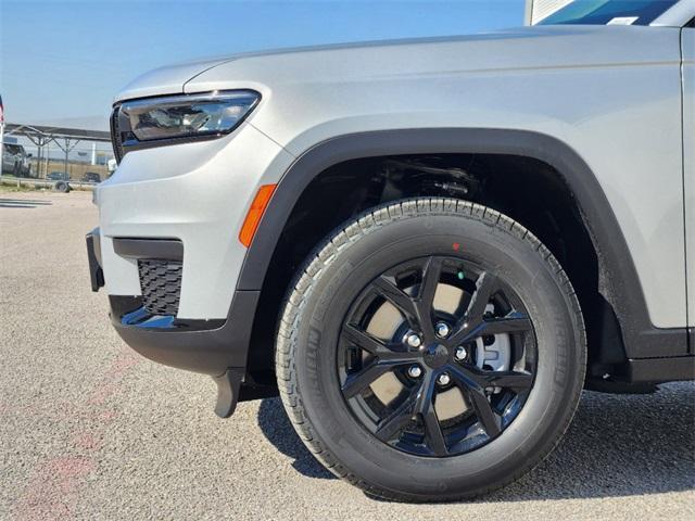 new 2025 Jeep Grand Cherokee L car, priced at $41,235